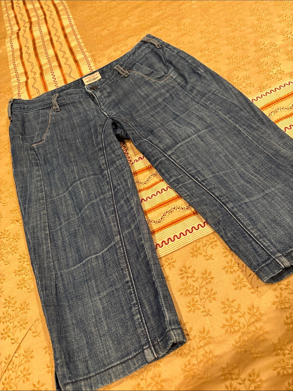Free People Indigo Relaxed Denim Capris, Cotton Blend, Front/Back Pockets, 26